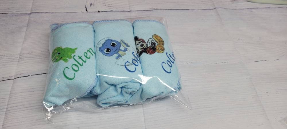 Newborn baby blanket or towel