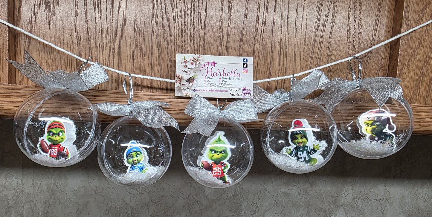 🎄💚 The Baby Grinch Meets NFL Christmas Magic! 💚