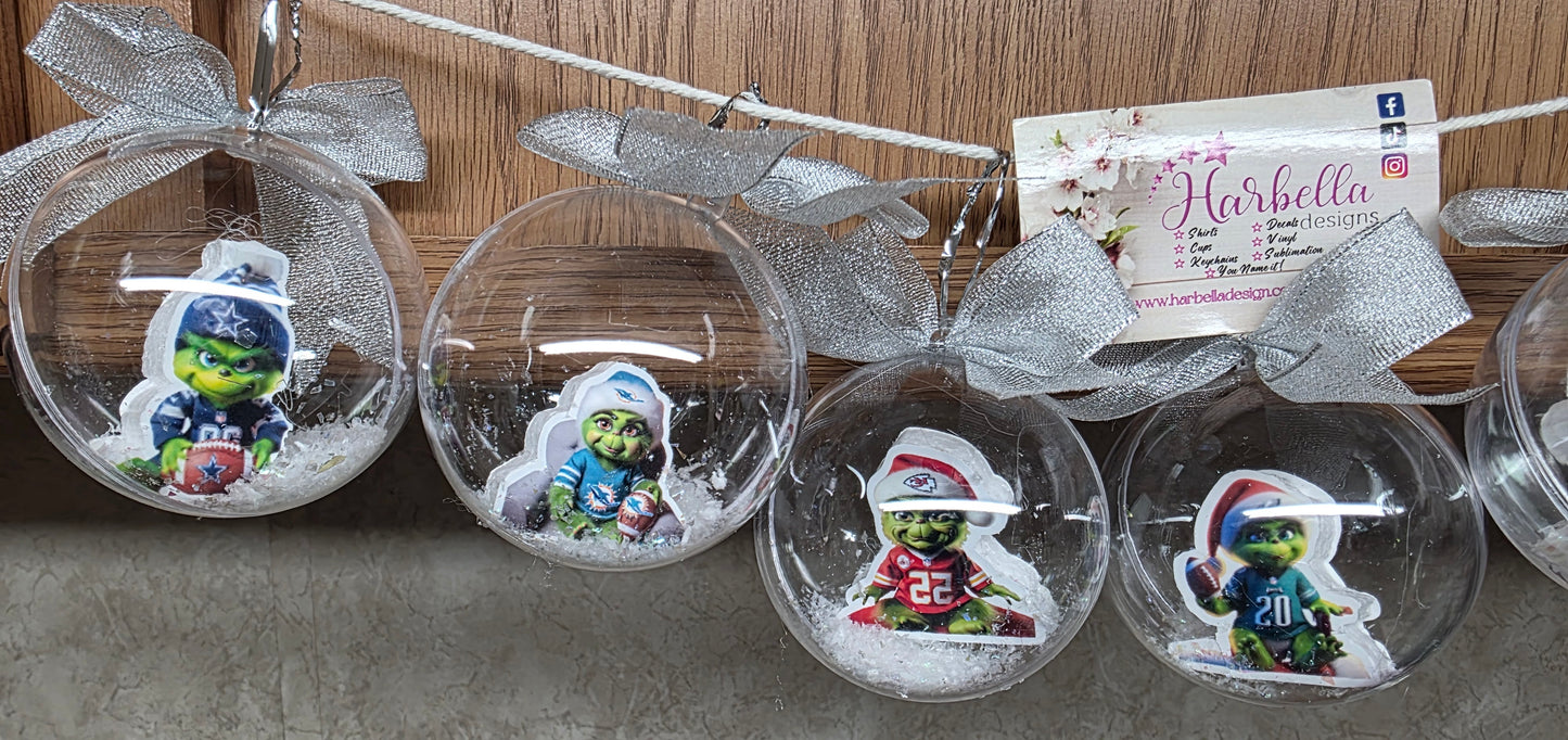 🎄💚 The Baby Grinch Meets NFL Christmas Magic! 💚