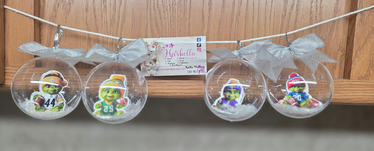 🎄💚 The Baby Grinch Meets NFL Christmas Magic! 💚