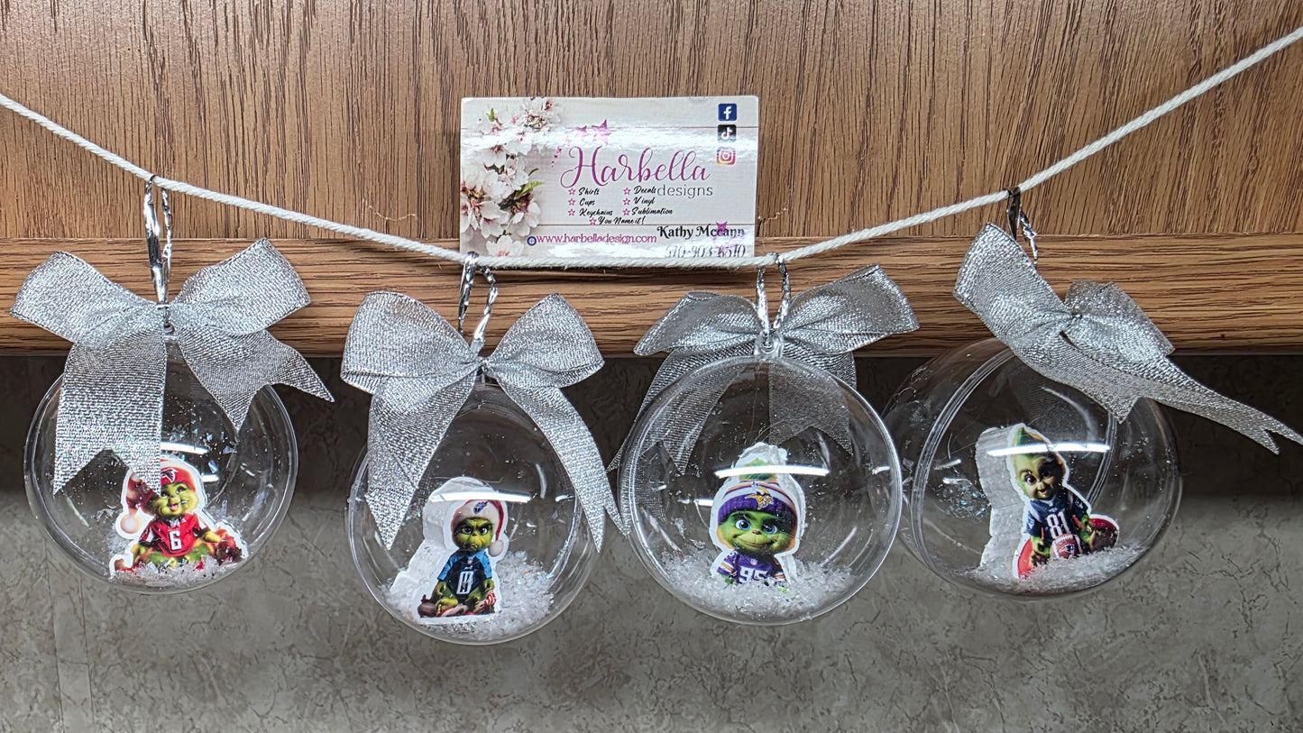 🎄💚 The Baby Grinch Meets NFL Christmas Magic! 💚